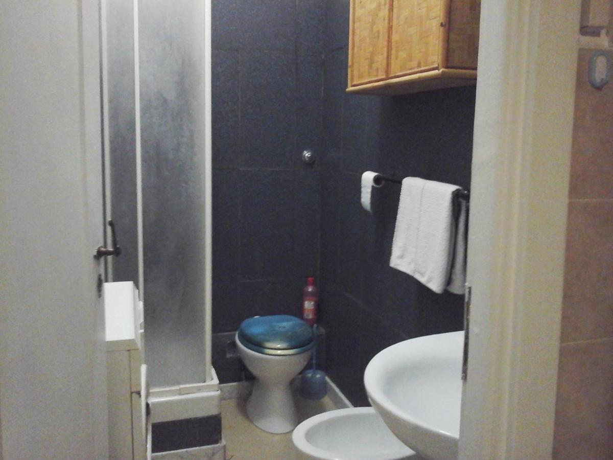 B&B Near Metro' Central Line - Only Wc In The Rooms 15 Minutes To Termini Station 20 To Spagna Square - In The Night Bus Rome Extérieur photo